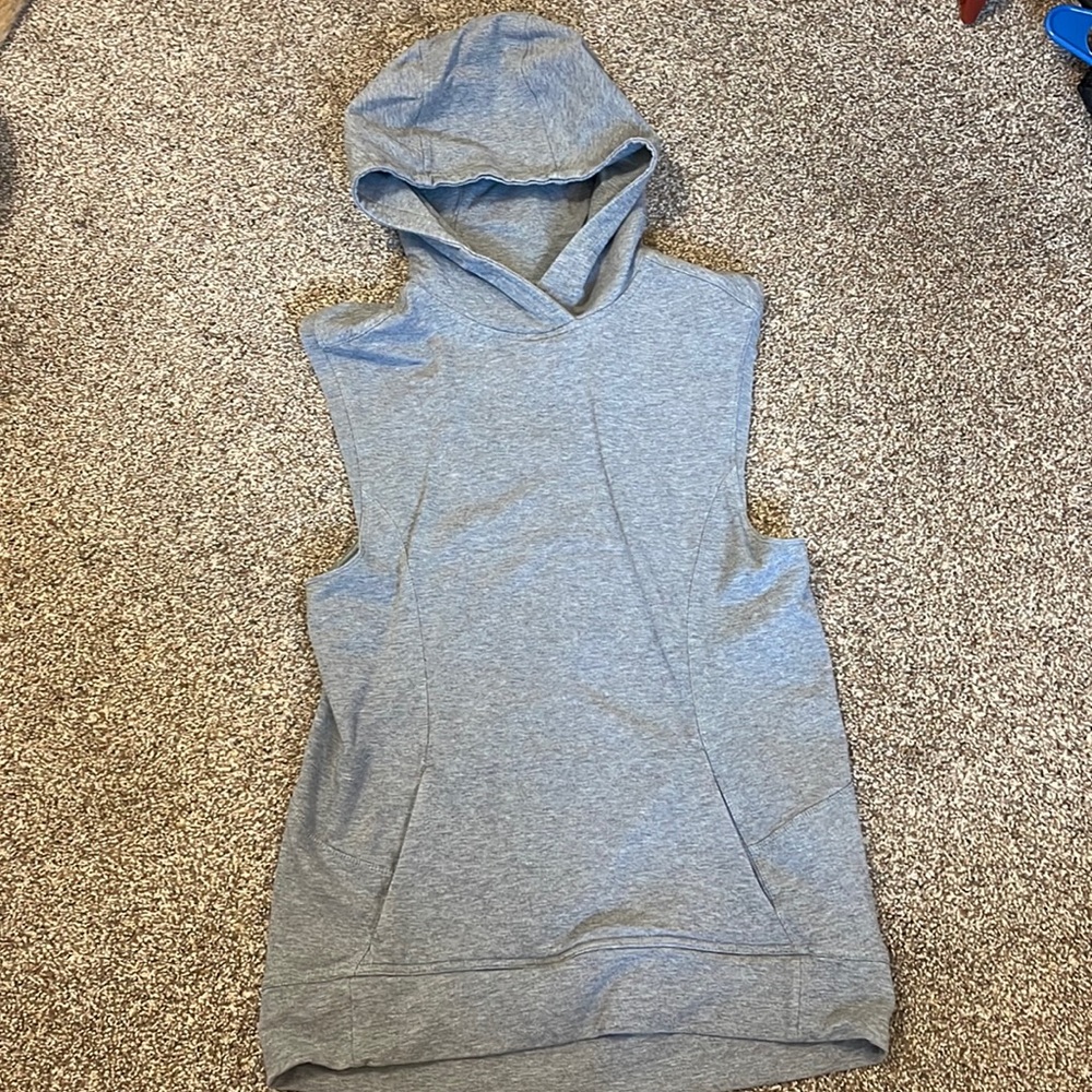 Lululemon sleeveless hoodie